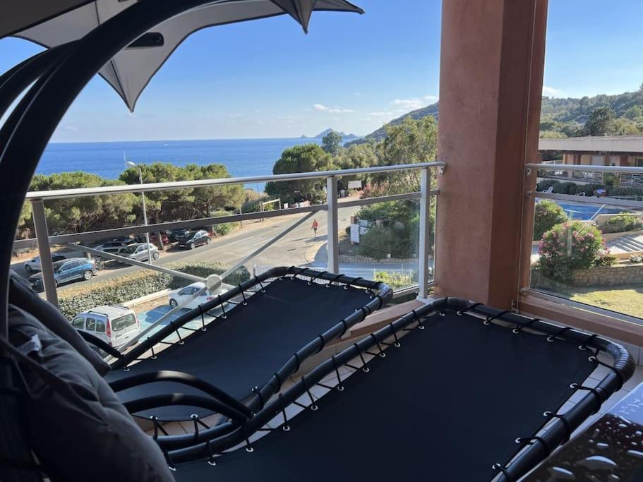 Bel App T2 En Bord De Mer Vue Sanquinaires Piscine Ajaccio  Exterior foto